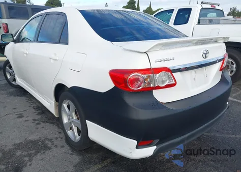 2013 Toyota Corolla S z USA, uszkodzony, nr VIN 5YFBU4EE6DP092865